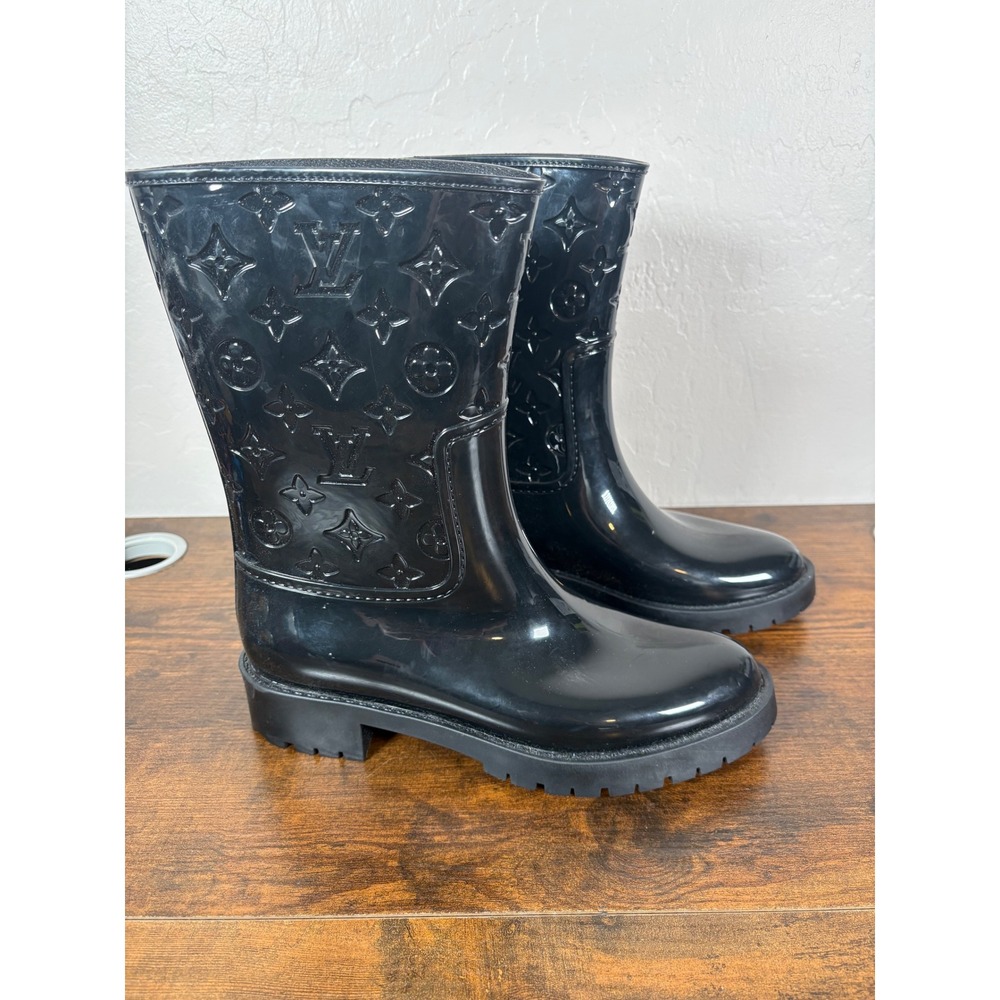 Louis Vuitton Drops Flat Half Rain Boots Black Monogram Embossed Rubber Size 39